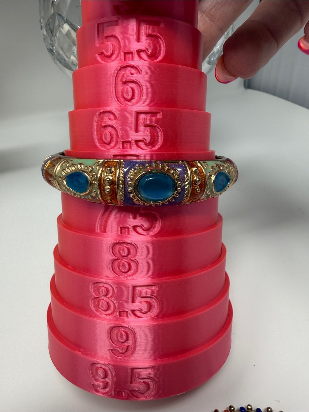 🚨SOLD🚨Women Gold Tone Bracelet Stack - Picture 6 of 9